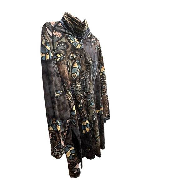 Hand Died Button Up Faux Neck Tunic Natural Tones with Leafs and Stripes 1X - Picture 11 of 13